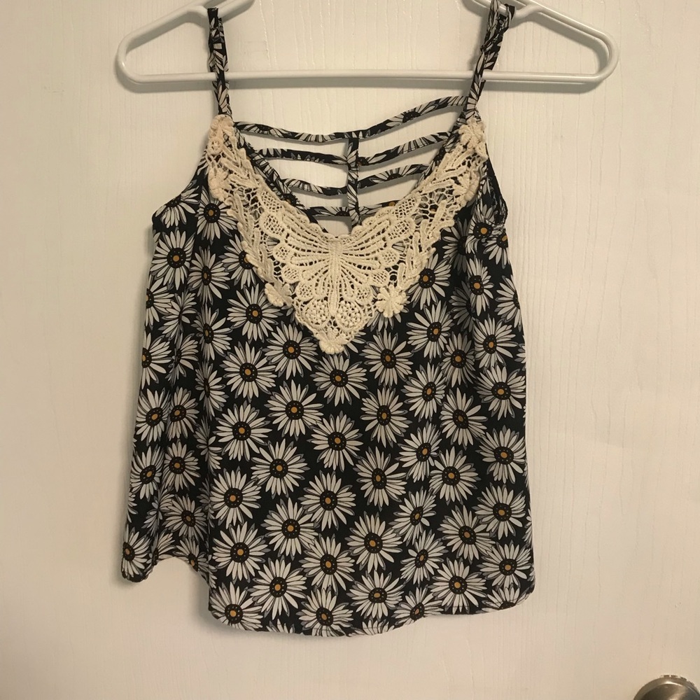 Tank top, crop top!